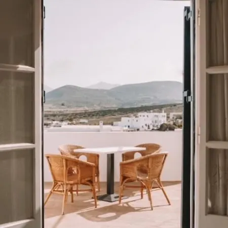 Perseas 3* Naousa (Paros)