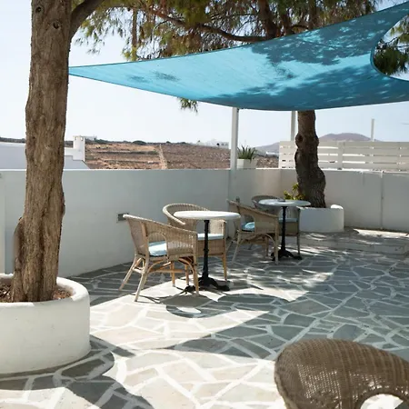 Aparthotel Perseas Naousa (Paros)