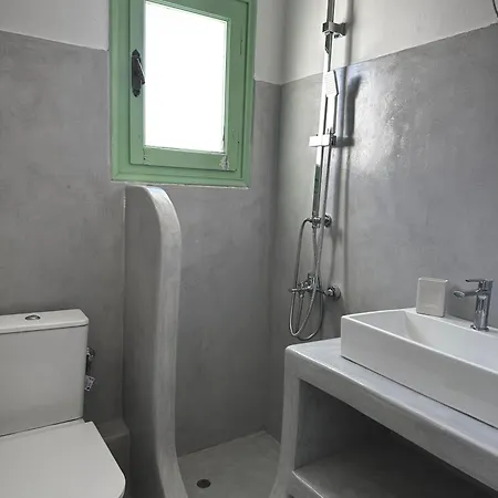 Aparthotel Perseas 3*